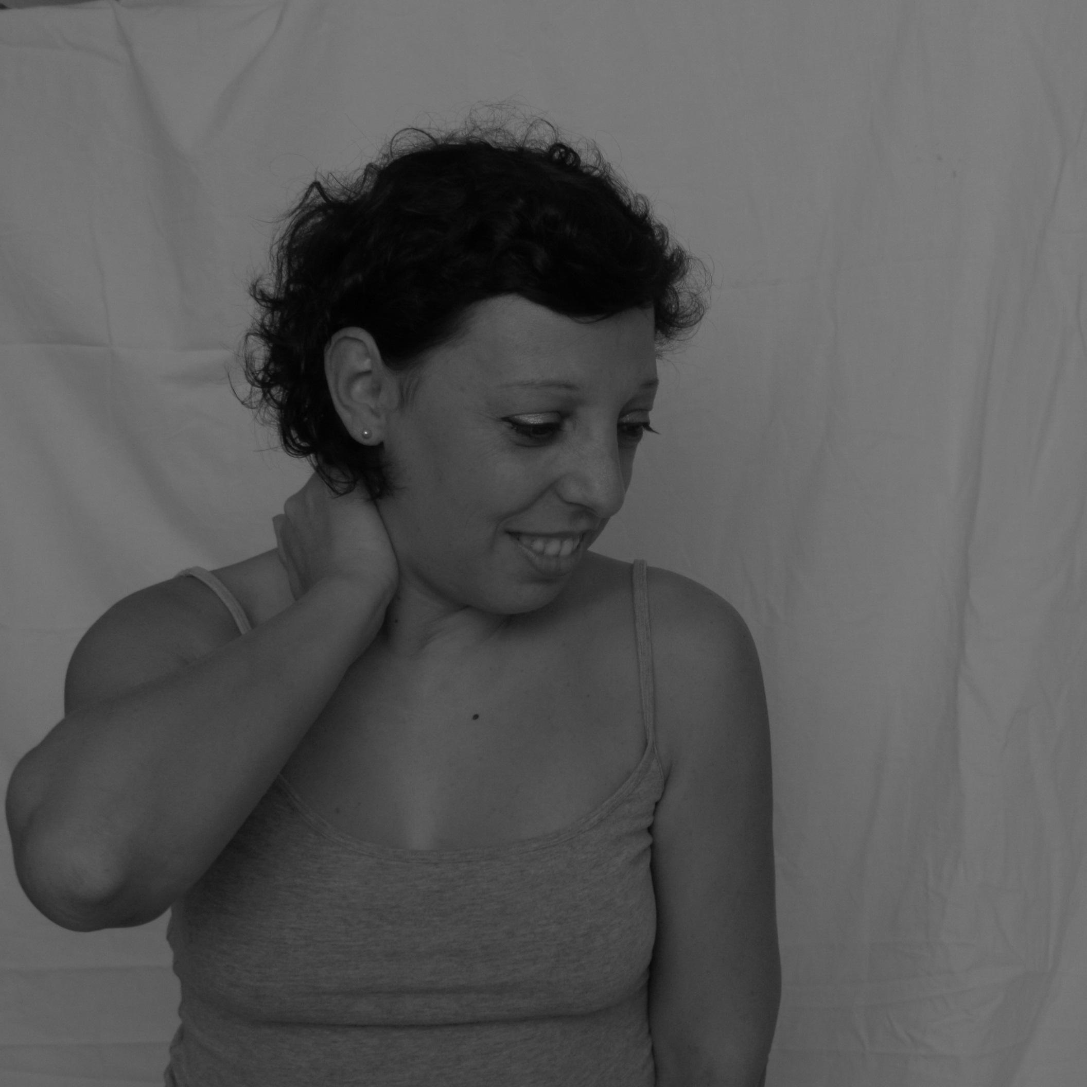 Angy1119's profile picture. Sognatrice, poetessa, autrice e scrittrice alla ricerca di crede in me (oltre a me!). Amo mio figlio che è il figlio del sole. Ho Ali nascoste per volare ancora