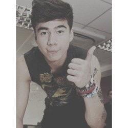 @babylipsash just gave you a free follow so you should totally follow her