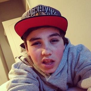follow my origanal twitter @youtuberluver96