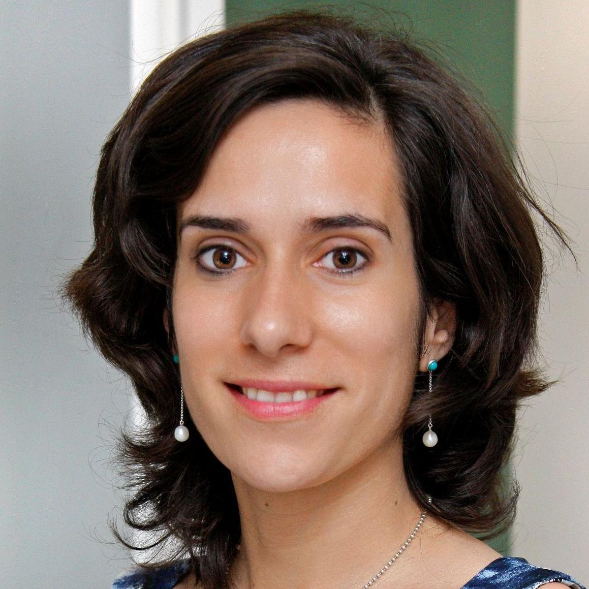 teresaro's profile picture. Madre, comunicadora, IBMer - entre dos idiomas/culturas/mundos // Mom, Comms professional, IBMer - in between two languages/cultures/worlds (Tweets are my own)