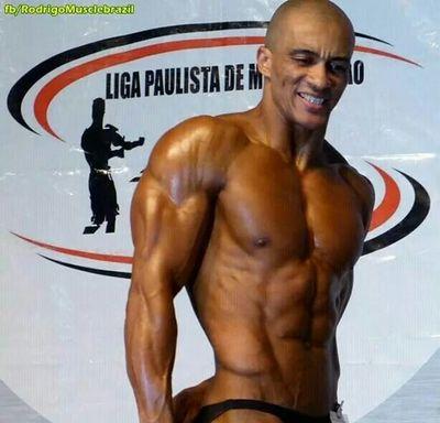 naturalshapelan's profile picture. 