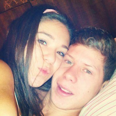 davidb16514's profile picture. La muerte no es tan horrible como parece, lo horrible es vivir siendo un cobarde. TU y YO y que le jodan al MUNDO @mariamr16514 ❤TequieroPequeña❤