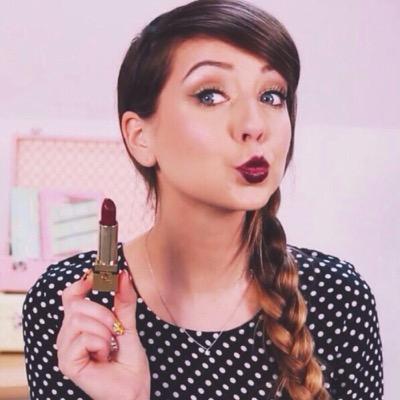 vlogsomeshit's profile picture. ❃zoe is love zoe is life❃