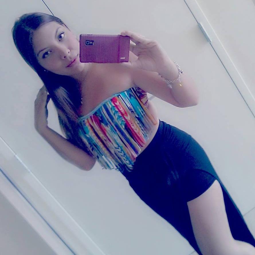 ShellyyC's profile picture. Shelly is cool =] - LittleMSAnna