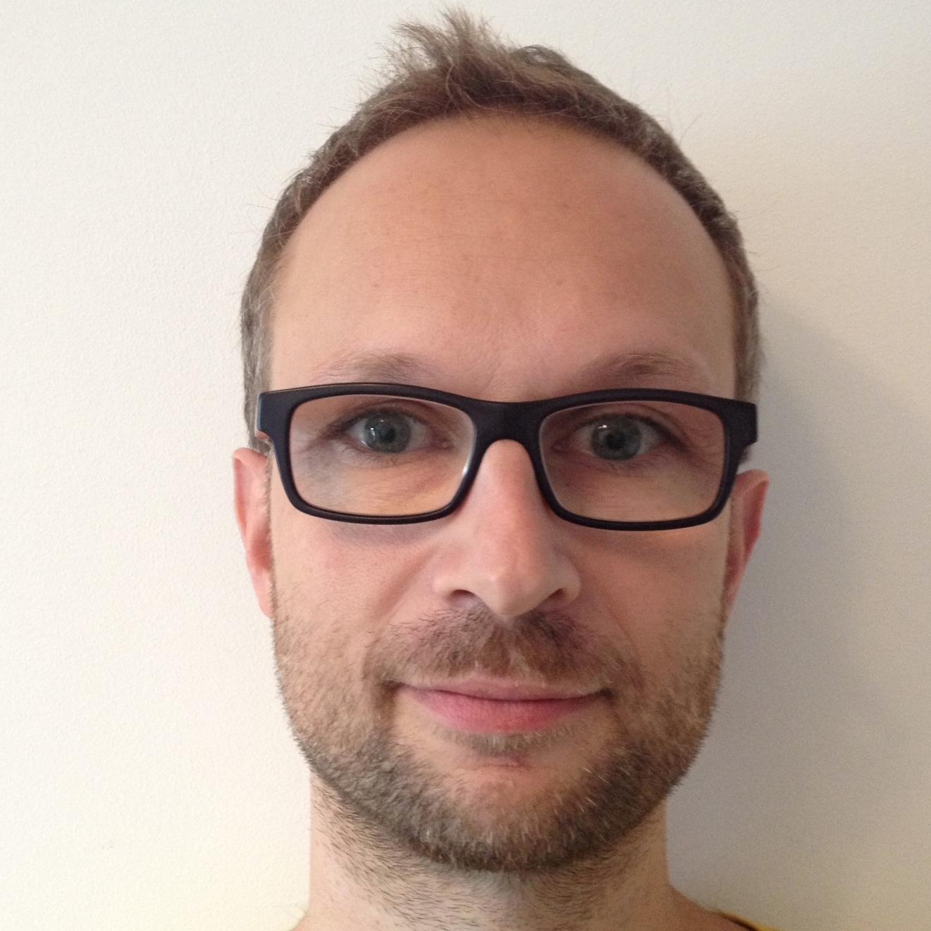 Software developer (Scala), speaker, meetup organizer, info-junkie.