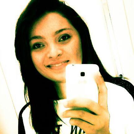 Laryssa, 15 anos,cearense,#Signo-Touro,sou simpatica,extrovertida e CIUMENTA,chata demais,sonhadora,. #ProntoFalei. Quer Saber mais? Me segue?? ♥