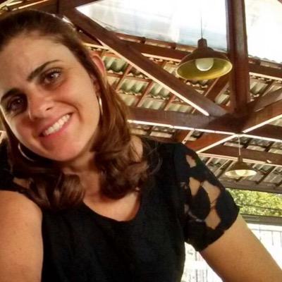 Afaste-se de pessoas negativas, mantenha a energia positiva, o foco, a fé e os resultados virão!