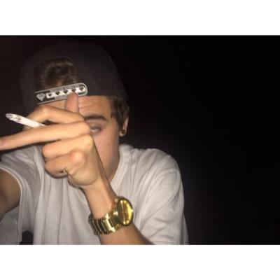 the devil doesn't wear prada, i'm clearly in a fucking white tee