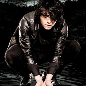 I'm a bad bad man but I love @LovableFrank
and only him , all my problems are dangerous don't cross me