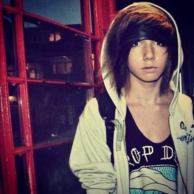 I'm Rylan and I'm taken by the beautiful and amazing @AsterWuvsCandy. I love him so much. We have a gorgeous little boy named Jace as well