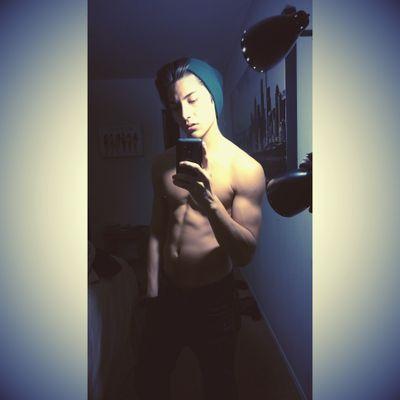 Throw me to the wolves I'll come back leading the pack
IG: PaulMartinxo