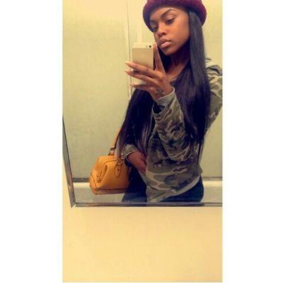 shania instagram: shi.xi.autumn.pay.trinn