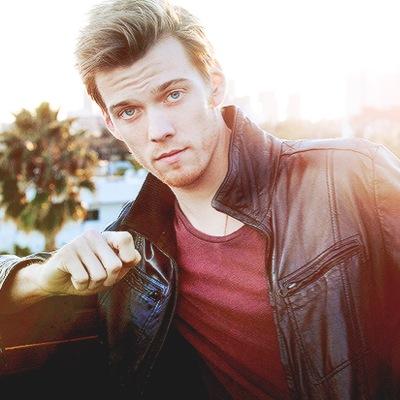 Can't remember where I stole this bio from or why. {Single | RP~FL}