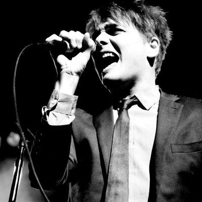 cptnstvrgrs's profile picture. im moving to @syntheticanimaI so pls unfollow this account and follow that one !!!