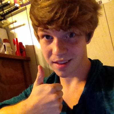 stamper7ach's profile picture. I could totally be a dragon if i had like some wings and could breathe fire and such