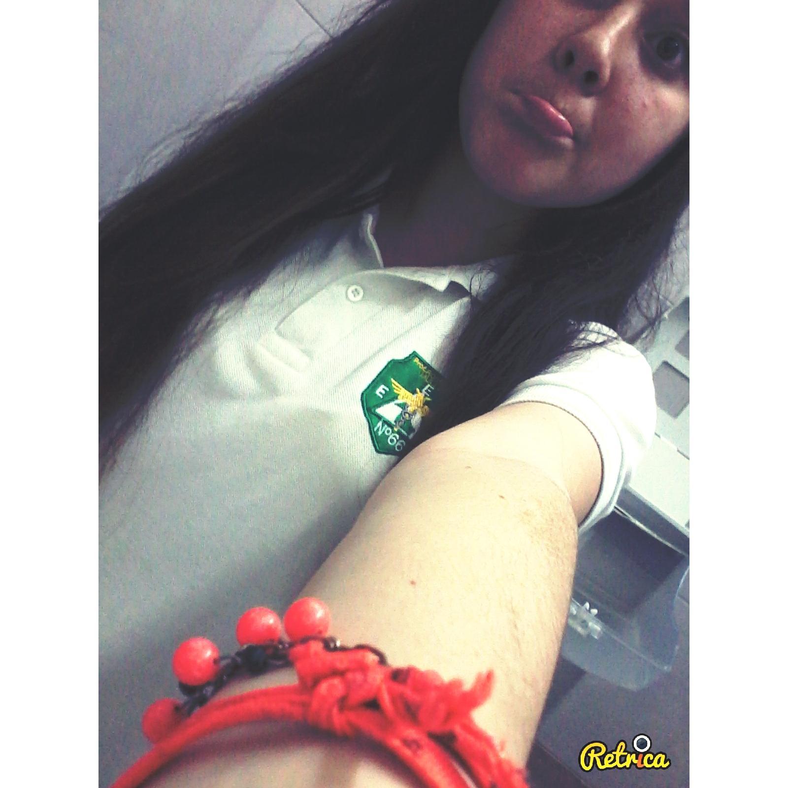 @karlalavia es mia @0mgitsbizzle la cuenta mas hermosa de la puta historia.