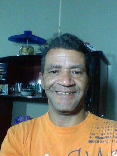 robertohugosto2's profile picture. 