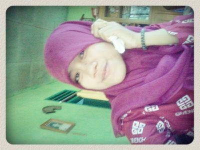 :: Hernita Anggraini~_~ August 11, 1997 A DREAM HIGH // SMAN 8 bengkulu,,,,:)