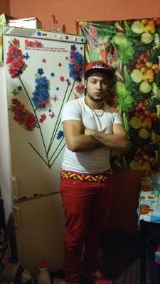 Isma32T's profile picture. 