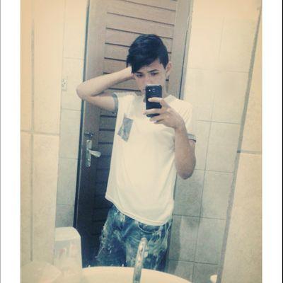 Sou um ser como como qualquer outro tenho centimentos e etc.. mas tenho uma coisa guardada que ninguém tem'