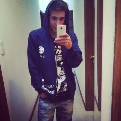 alejoo097's profile picture. A pesar de tanta mierda, siempre hay razones para ser feliz.