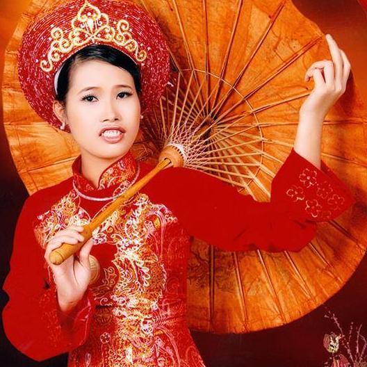Sinh ngày 27/12/1984 tại Vĩnh Phúc .