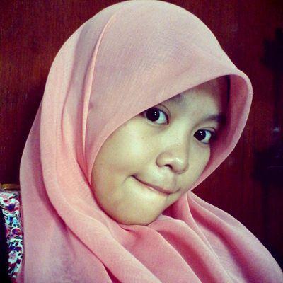 SuciSyahrir's profile picture. reuben elishama & nagita slavina