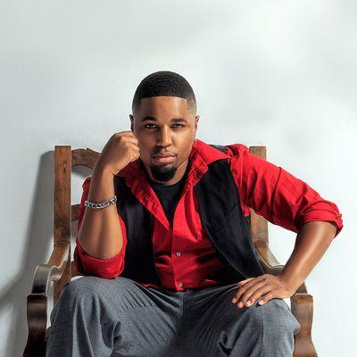 Rapper, writer, photographer, and part time stripper. http://t.co/0a0lirsyJl