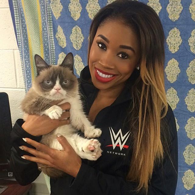 BrassySeraph's profile picture. Beautiful Bombshell.