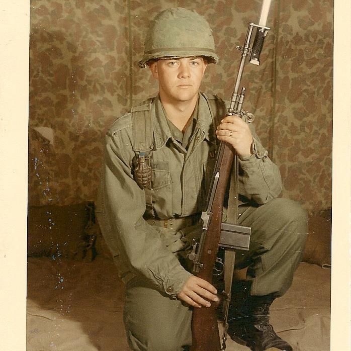 Arizona born and raised. Conservative, Army veteran. TAM, NRA.  Main dislikes, RINO's, Liberals