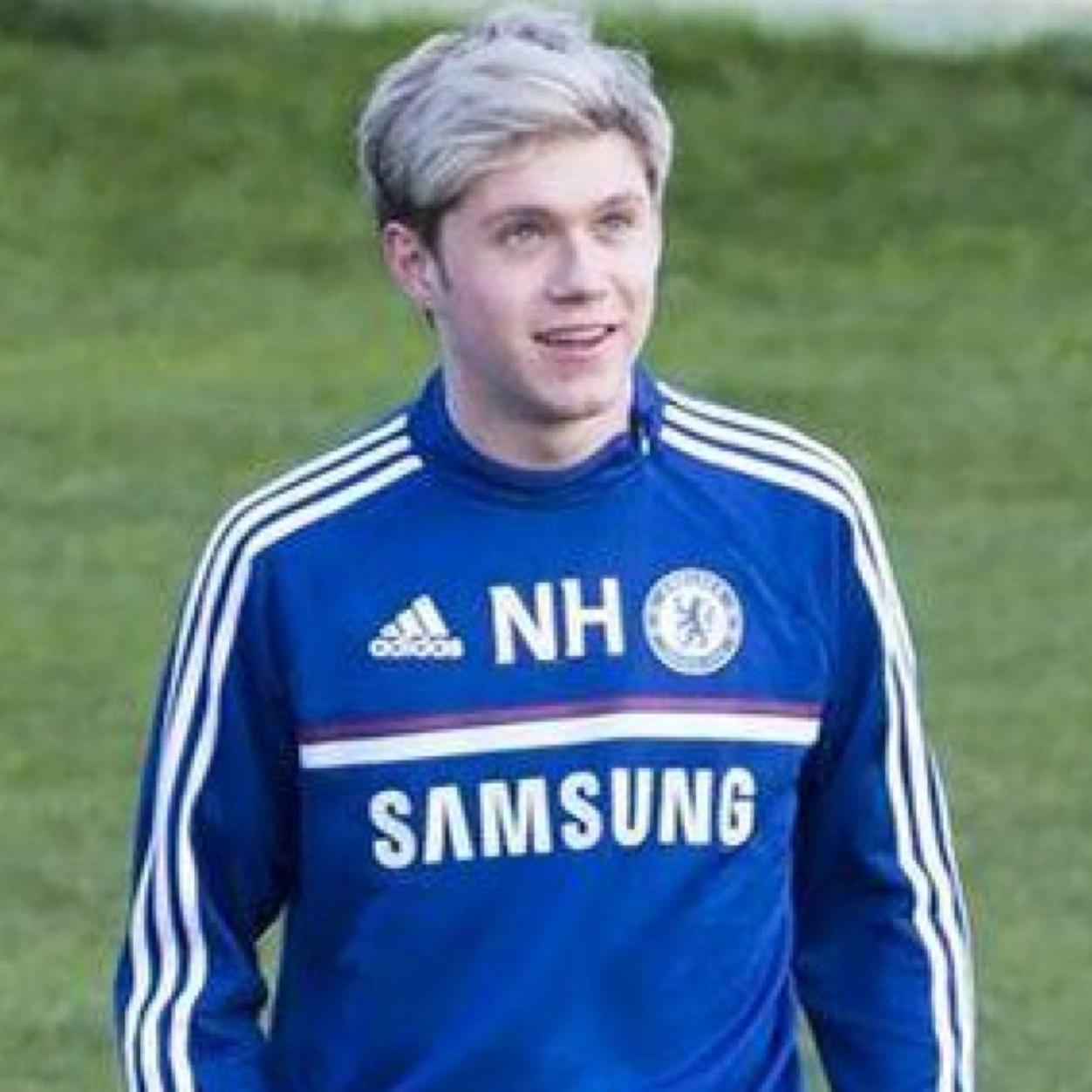 remember that you're here now and the boys loves you so so much so don't forget that okey:) - @craicdalilac