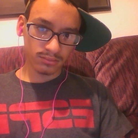 FezzyBo's profile picture. 