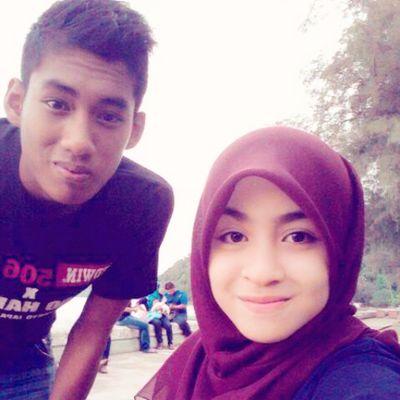 “True love is a love without reason.”
♥ Azdrein Farisha ♥
 22  07  14