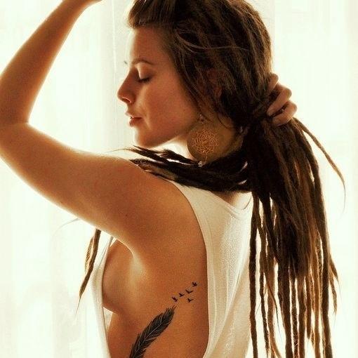 BelleBonneMagie's profile picture. Are you, are you,
Coming to New Orleans?
Strange things did happen here. 
No stranger would it seem, 
If you 
Came to me,
Down in
New Orleans. [RPllWitch]