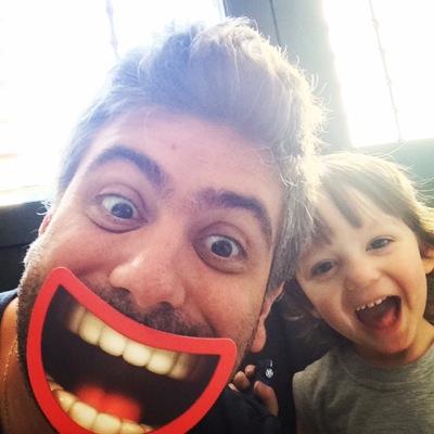 The Marcelo Gato Ruiz official Twitter account.
Gastroenterólogo Graphic Designer and tennis player (sometimes).