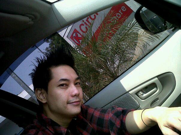 LMen 2011 -  Guitarist @DJourney_Band