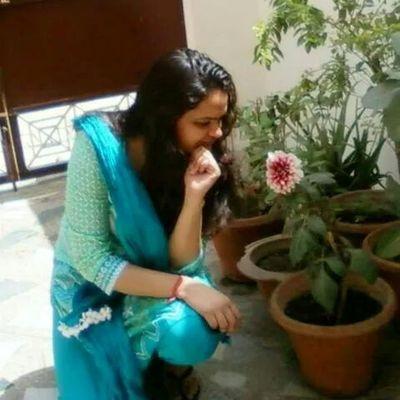 Ritu10aug's profile picture. 