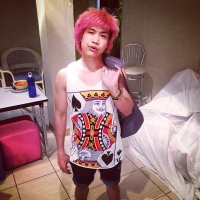 เคหนวดแมวสุดหล่อหมาตายควายตะลึง// เพจนี้จะคอยอัพเดตรูปภาพและข่าวของพี่เคนะครับ // ฟอลกันเยอะๆนะครับ