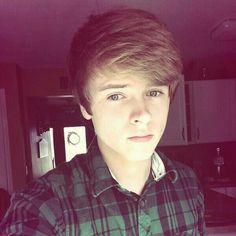 UnitedUnikorns's profile picture. I pledge allegiance to the hair, of the one  and only Luke Korns