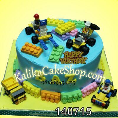Kalika Cake Shop berkonsep one stop shopping cake, konsumen dpt memesan cake utk berbagai acara dgn desain exclusive. Bersertifikat halal MUI Tlp 08179203060