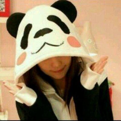 ‏‏‏اللهم يا حنان يا منان يا بديع السموات والأرض فرج همومنا ومشاكلنا وحقق أحلامنا اللهم سبحان من سجدت له الأنفس وخشعت له الأبصار أرحمنا يا الله