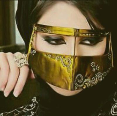 ‏‏‏‏‏انا امرأة  ذات كبرياء  كشمس الضياء غير كل  النساء