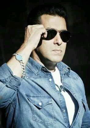 Be a human being human ! Love All ! Salman Khan Fan ! In Love With Deepika
