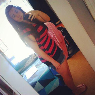 Artist. singing. I'm Lebanese and love music♥ ♡ :)x