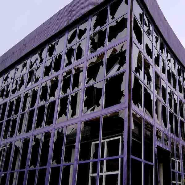 BrokenwindowsRm's profile picture. segnalazioni, sostegno, denuncia