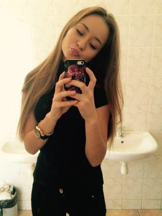 erikaupmale's profile picture. http://t.co/VpxiynQLWE