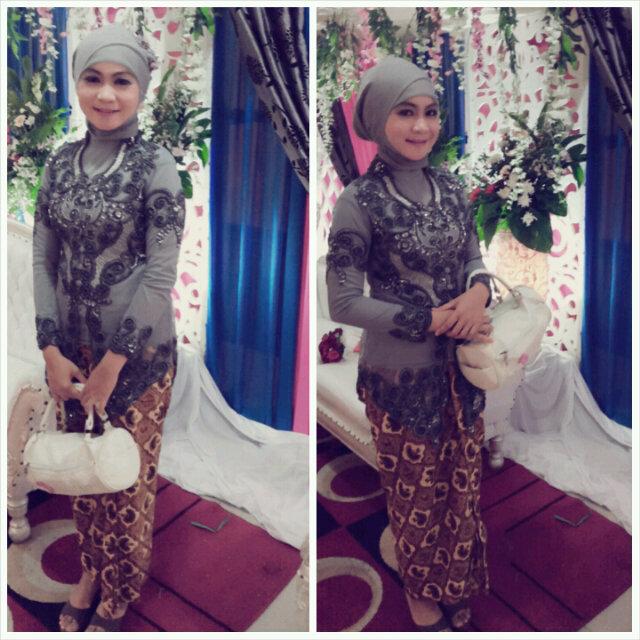 Kesuksessanku adalah kebahagianku / ♥ ALLAH SWT ♥ Muhammad SAW ♥ Bapak ♥ Ibu ♥ Pujaan Hati ♥In the world