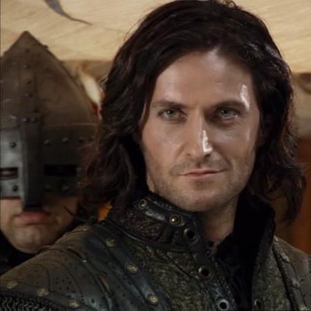 GuyofGisborne92's profile picture. The big bad wolf of Nottingham. Not good with rejection... [RP/MV]
