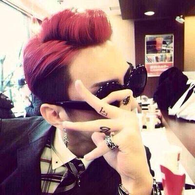 BIGBANG→T.O.P寄りのAllペン♡ 2NE1→DARA&BOM寄りのAllペン♡ 少女時代→Allペン です♡♡ 仲良くしてくれる人フォローして下さい♡フォローしてくれた人はフォローします♡