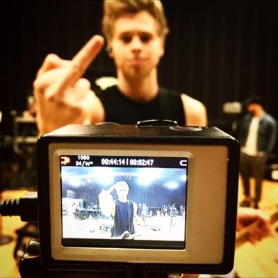 Emily5SOS___'s profile picture. i h8 everything but the boys.